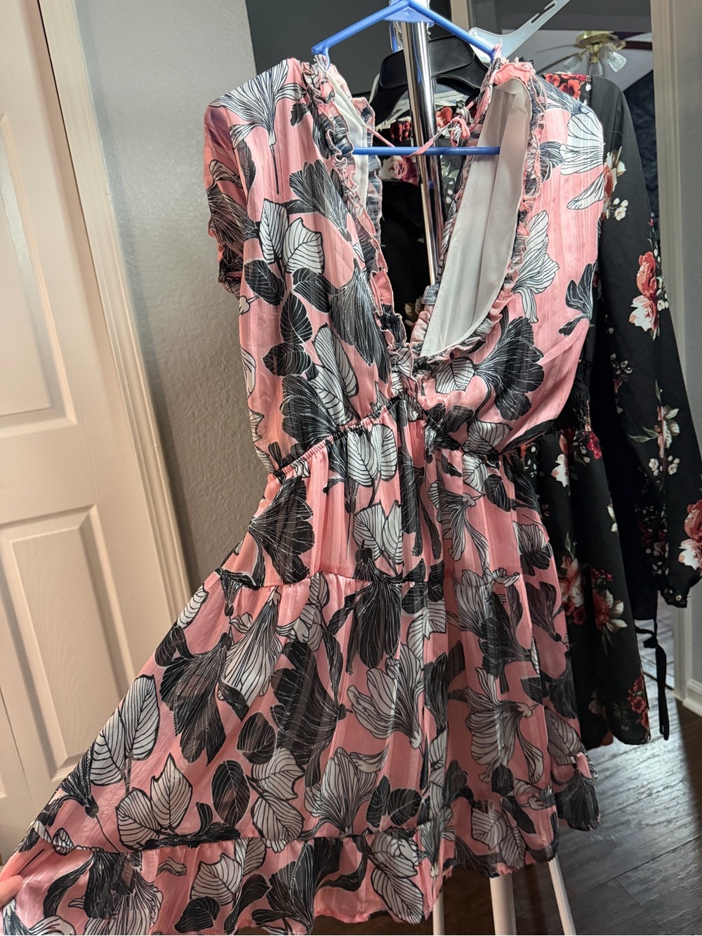 SHEIN Pink Floral Ruffle Tiered Dress